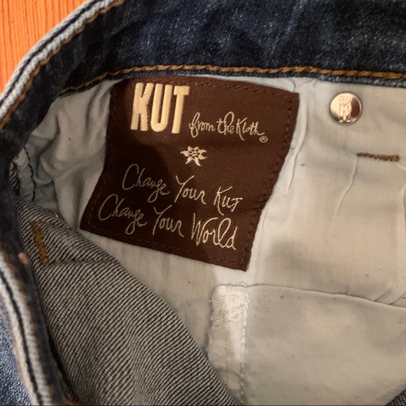 KUT from the Kloth “Catherine” Boyfriend Jean - Picture 11 of 13
